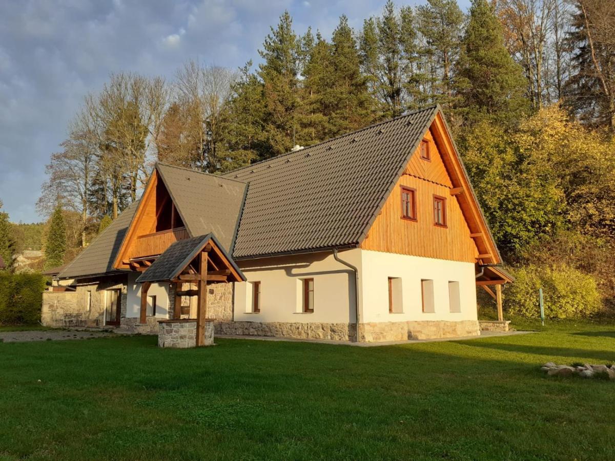 The Retreat Villa Zdarky Exterior foto